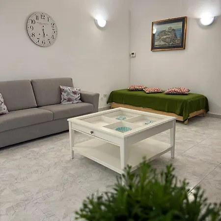 Apartment Serina Tropea